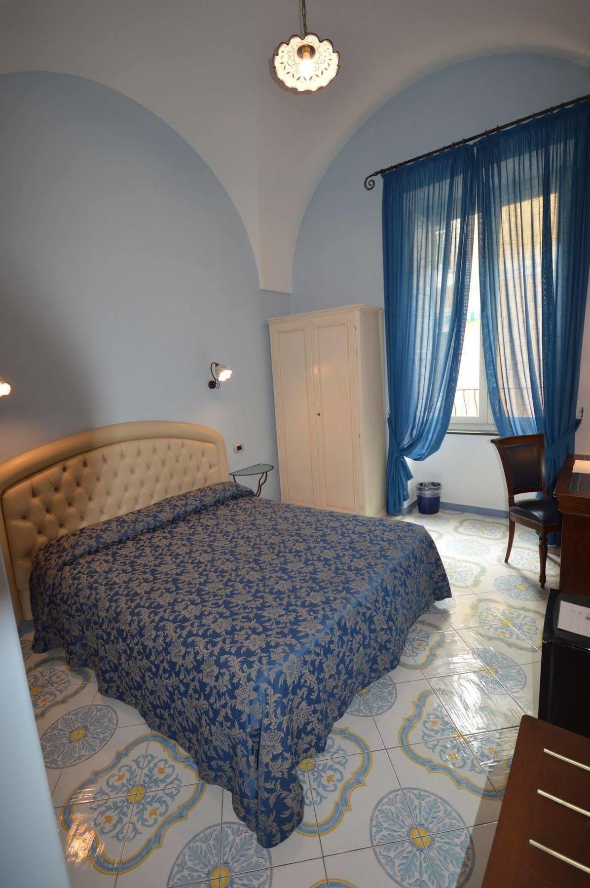 B&B Palazzo Pisani Amalfi Luaran gambar